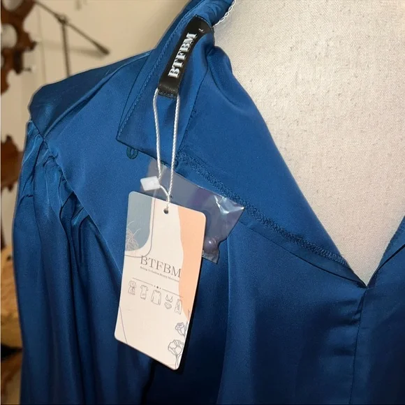 Satin Blouson Midi Dress - Picture 11 of 12